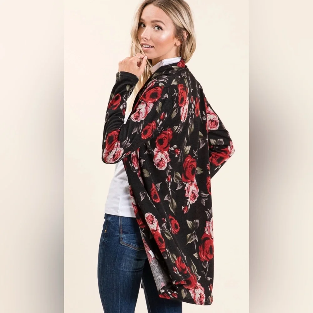 New black cardigan with red roses - Picture 3 of 3